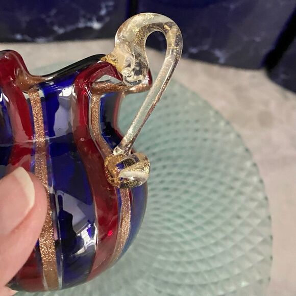 Vase hand blow mini shot with gold venetian, glass NYC 1993 on 5th Ave mine - Picture 2 of 9